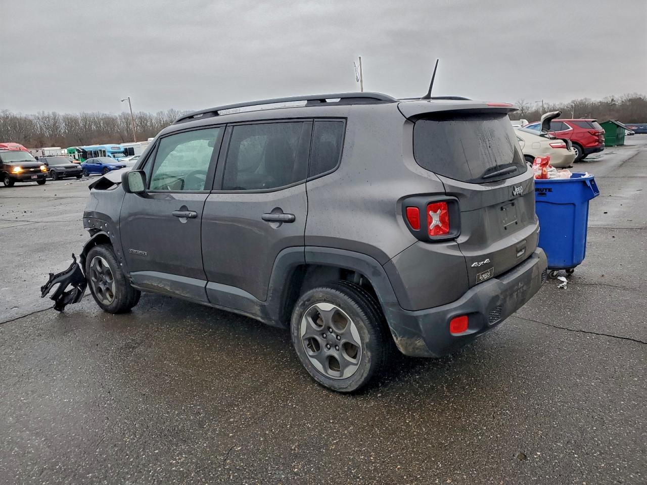 Jeep Renegade Sport Image 4