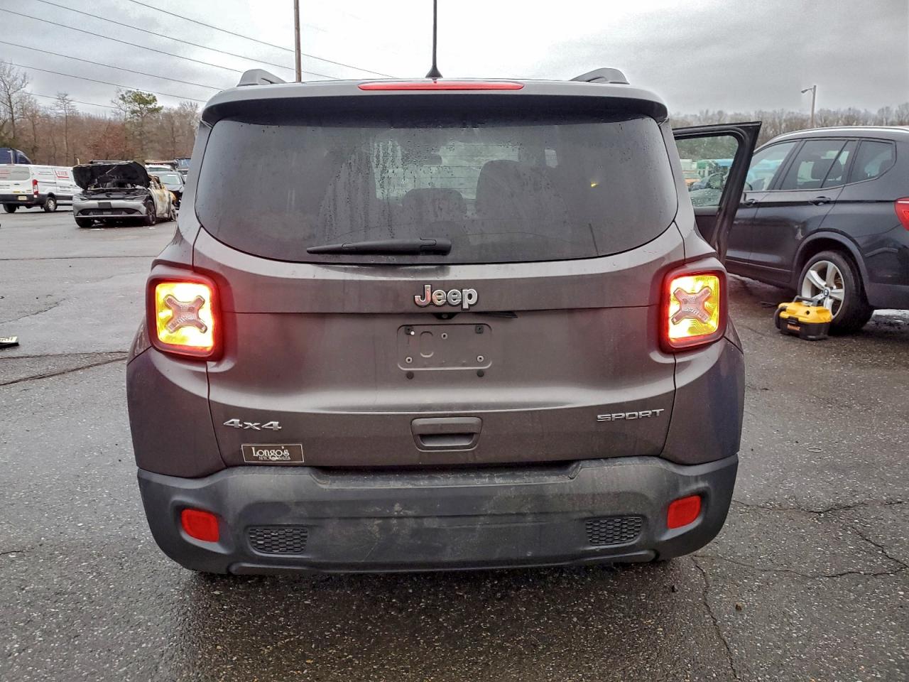 Jeep Renegade Sport Image 6