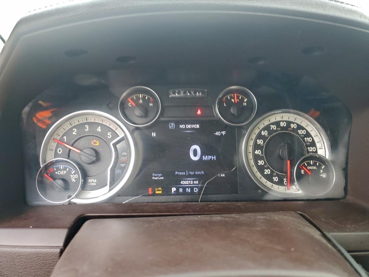 Ram 3500 Laramie Image 10