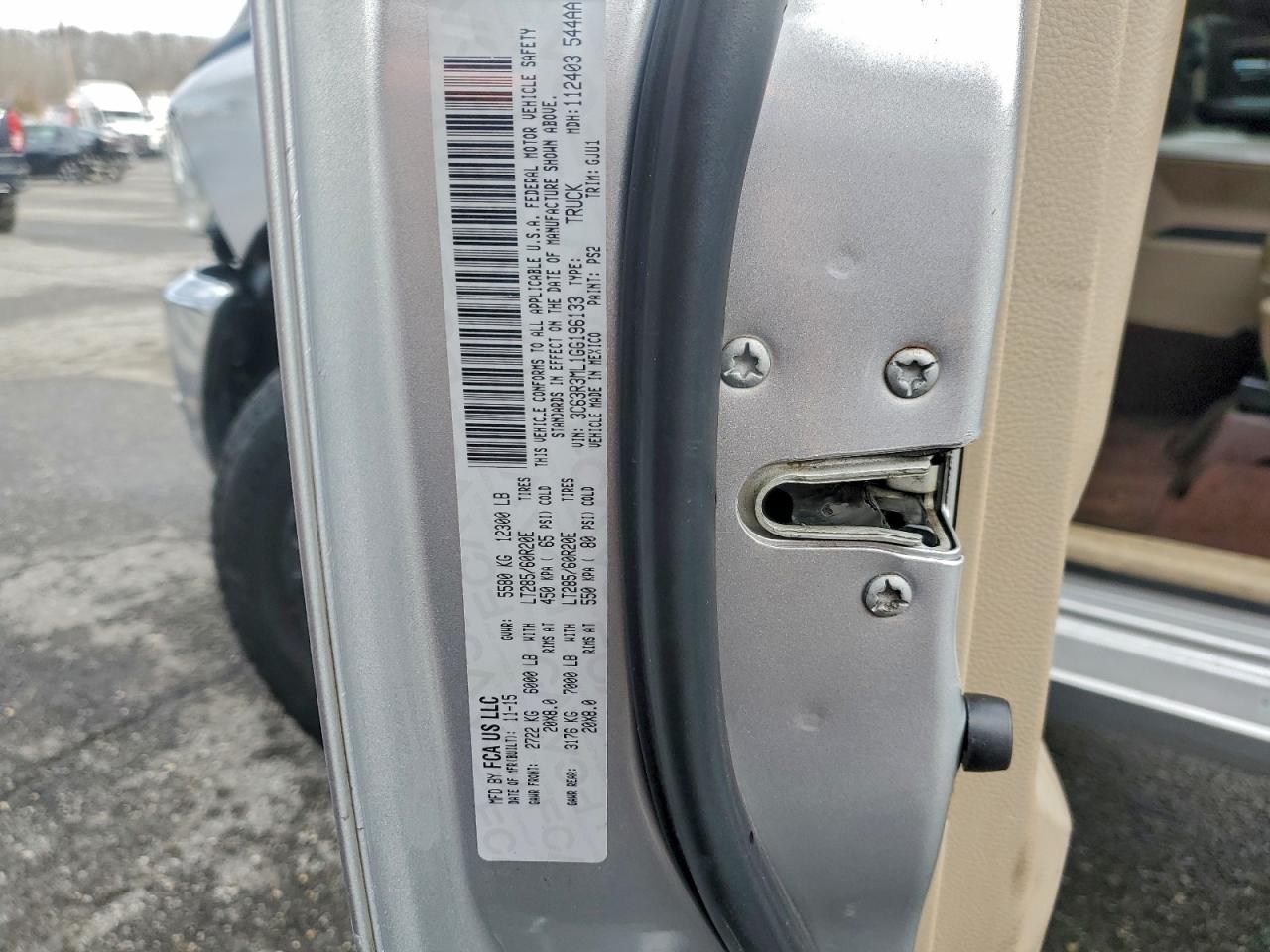 Ram 3500 Laramie Image 7