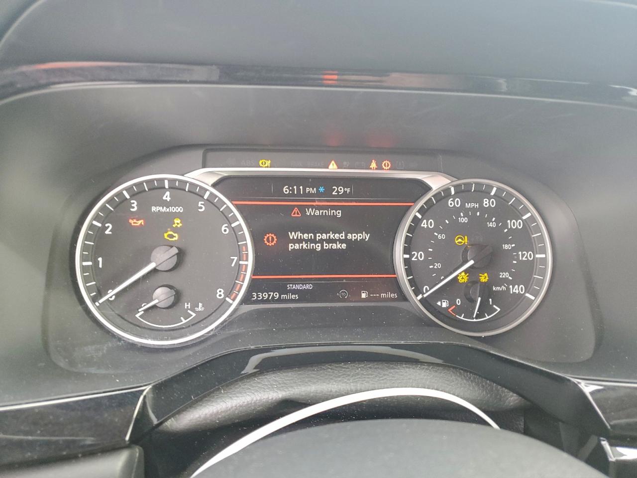 Nissan Pathfinder Sv Image 8