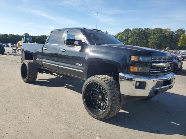 Chevrolet Silverado K2500 Heavy Duty Ltz Image 4