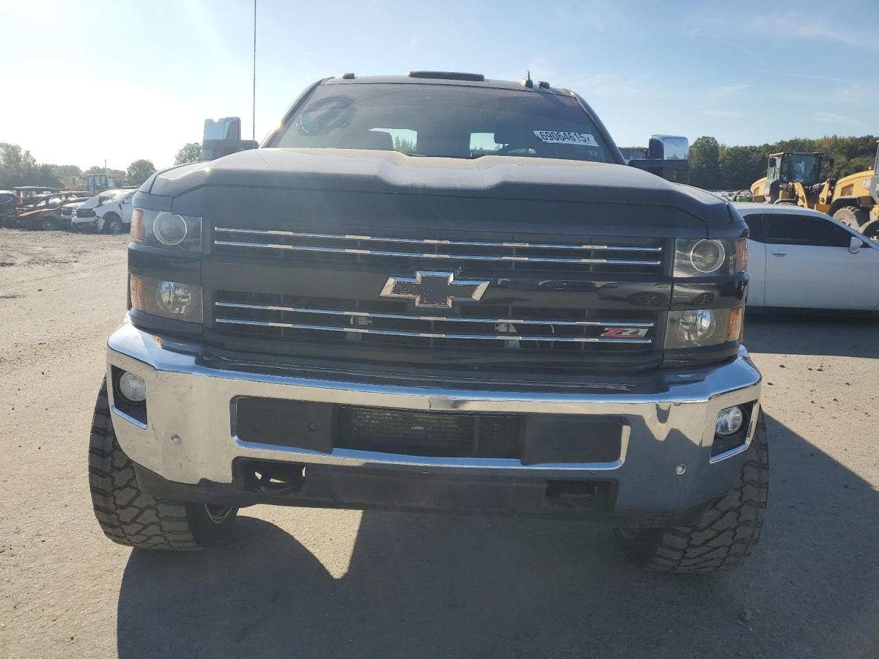Chevrolet Silverado K2500 Heavy Duty Ltz Image 9