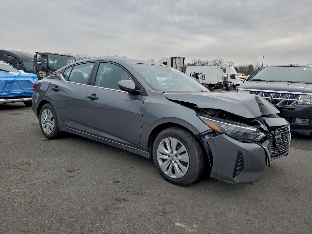 Nissan Sentra S Image 4