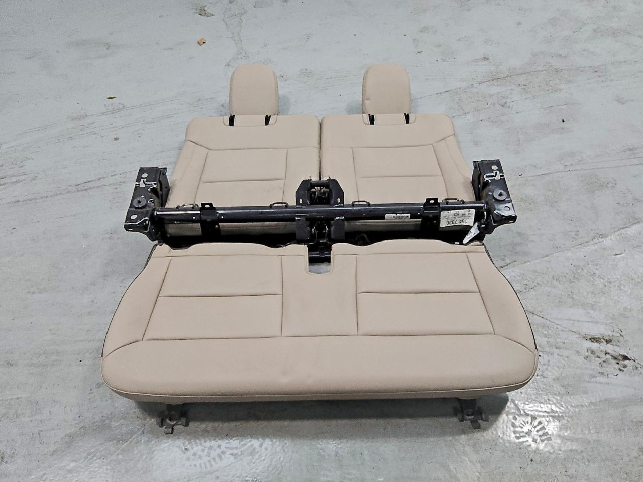 Ford Explorer Xlt Image 10