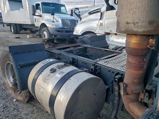 Volvo Vn Vnm Image 8