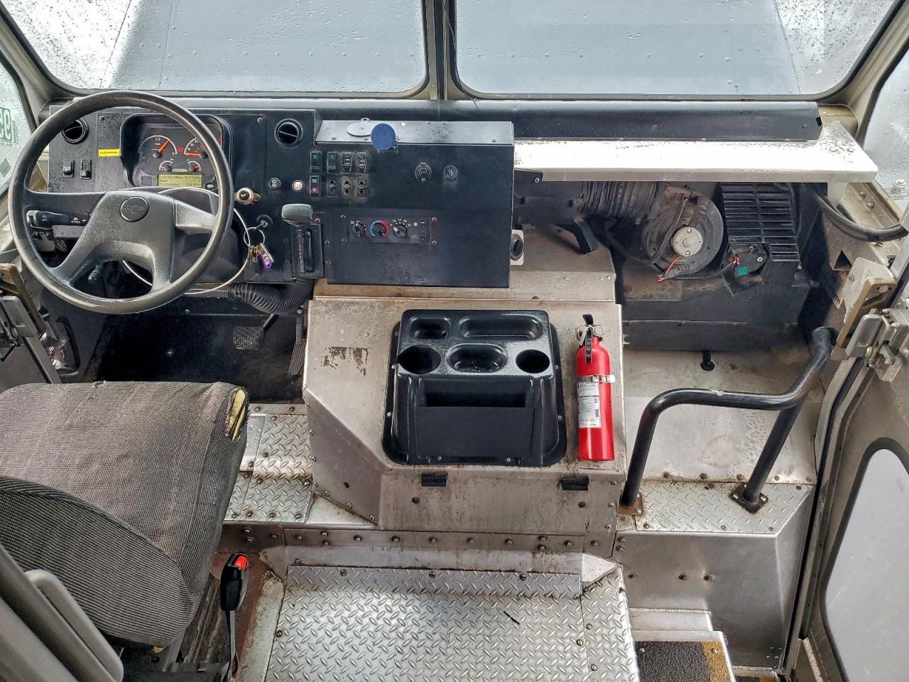 Freightliner Mt45 M Line Walk-in Van Image 12