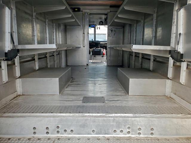 Freightliner Mt45 M Line Walk-in Van Image 6