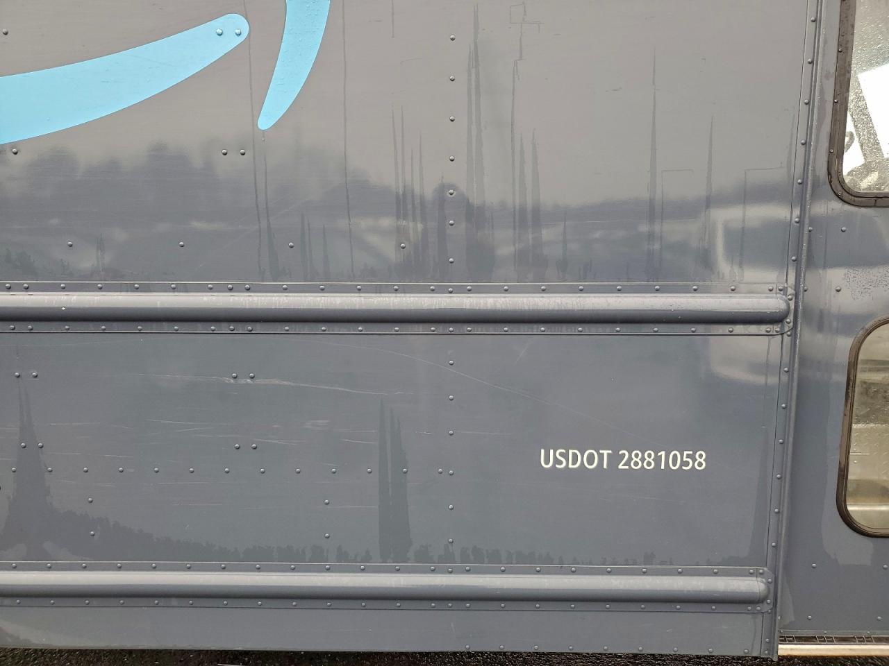 Freightliner Mt45 M Line Walk-in Van Image 4