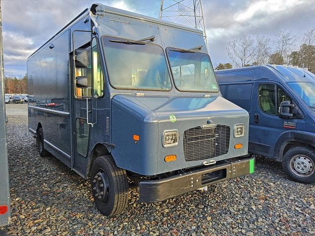 Freightliner Mt45 M Line Walk-in Van Image 7