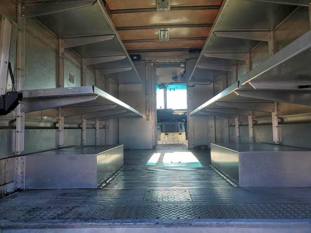 Freightliner Mt45 M Line Walk-in Van Image 11