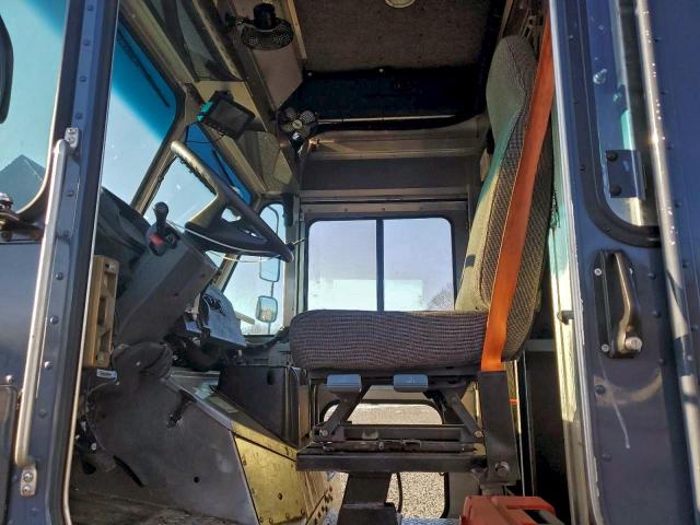 Freightliner Mt45 M Line Walk-in Van Image 5