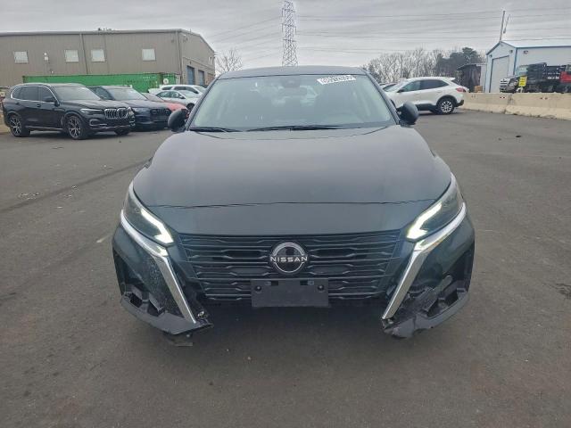 Nissan Altima Sv Image 6