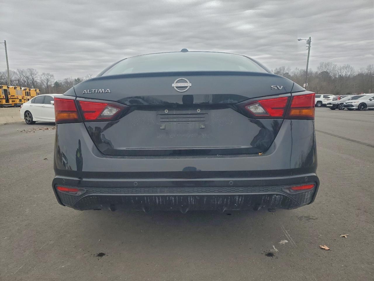 Nissan Altima Sv Image 3