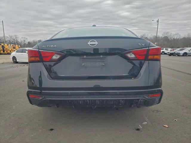 Nissan Altima Sv Image 3