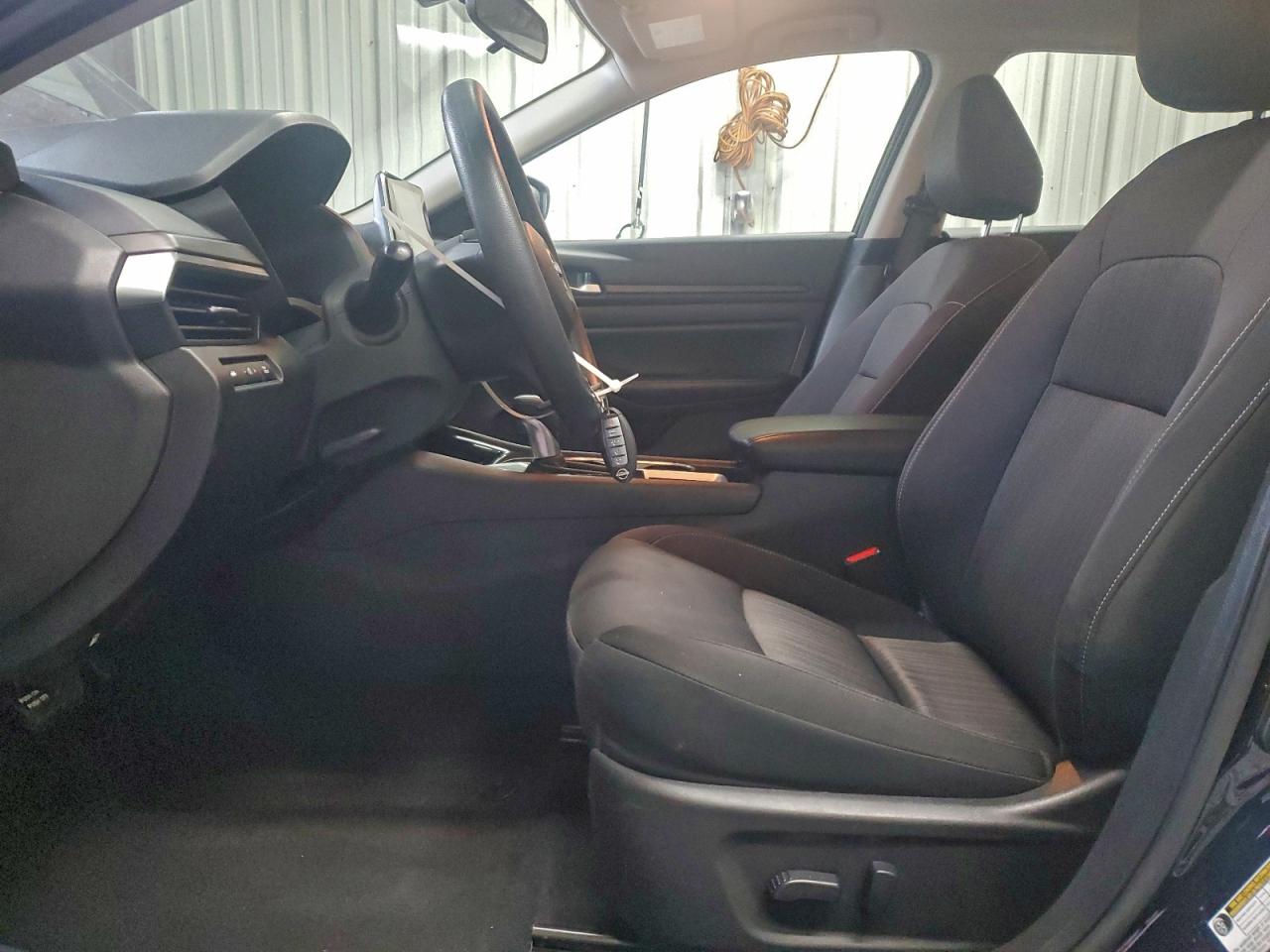 Nissan Altima Sv Image 4