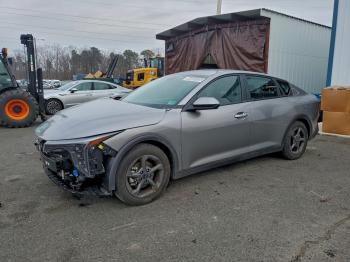  Salvage Kia K4 Lx