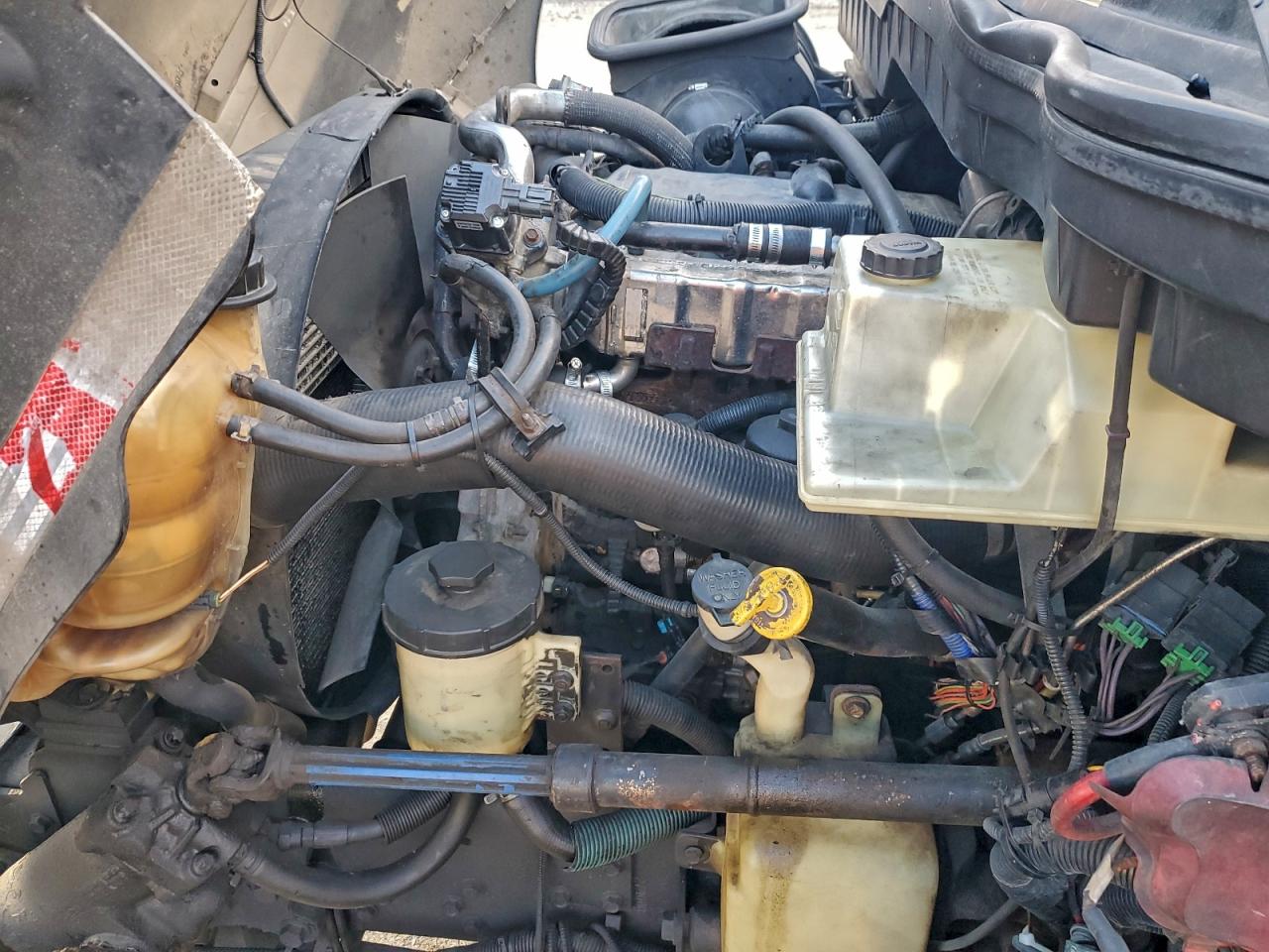 International 4300 4300 Image 8