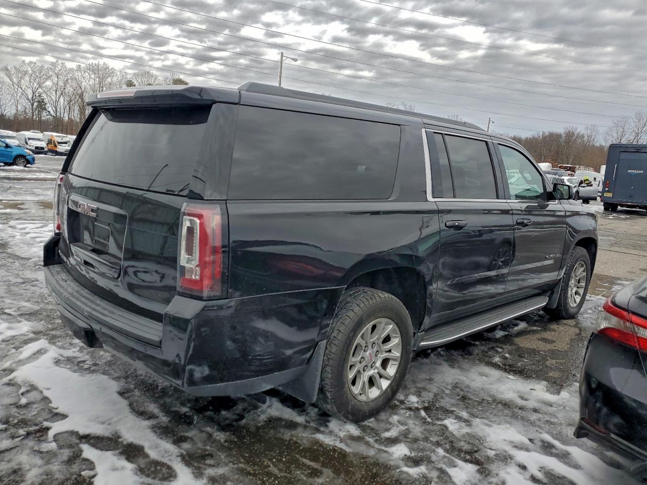 GMC Yukon K1500 Slt Image 7