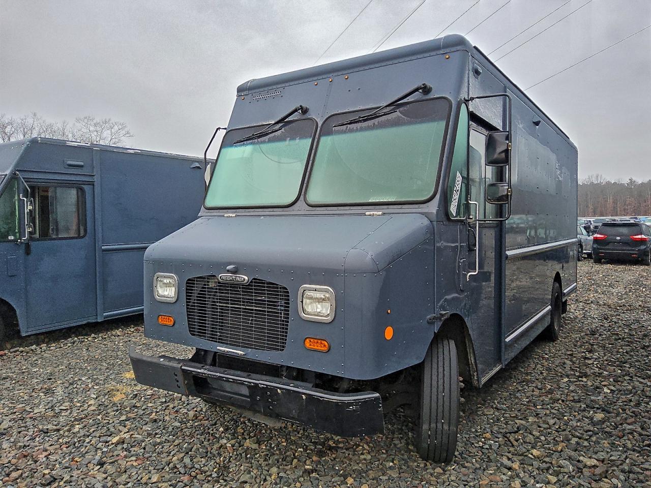 Freightliner Mt45 M Line Walk-in Van Image 1
