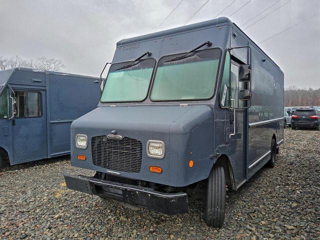  Salvage Freightliner Mt45