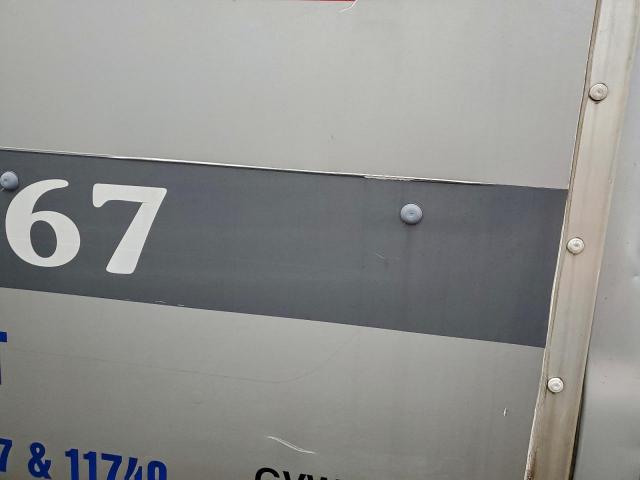 GMC Savana Cutaway G3500 Image 11