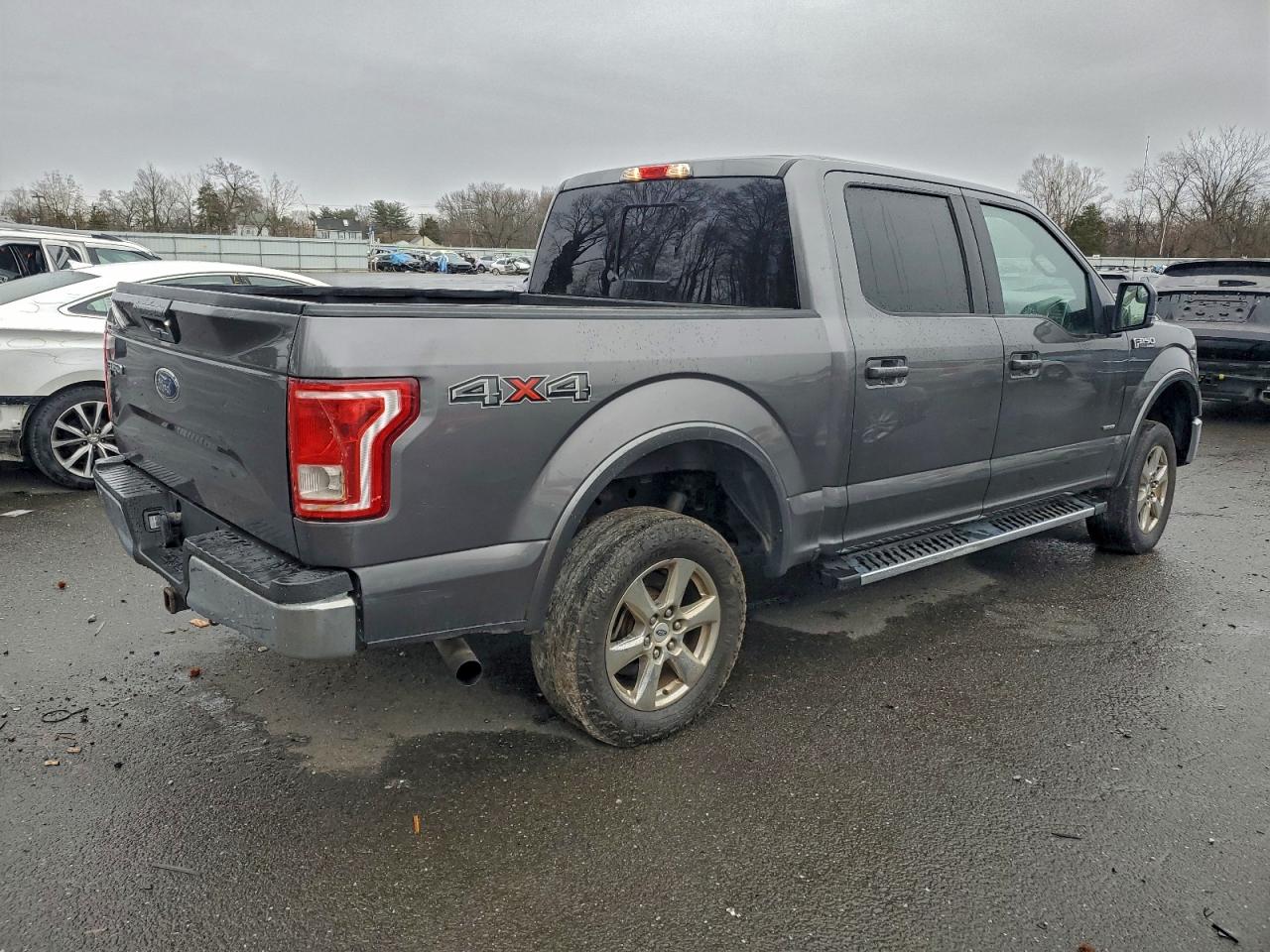 Ford F-150 Supercrew Image 9