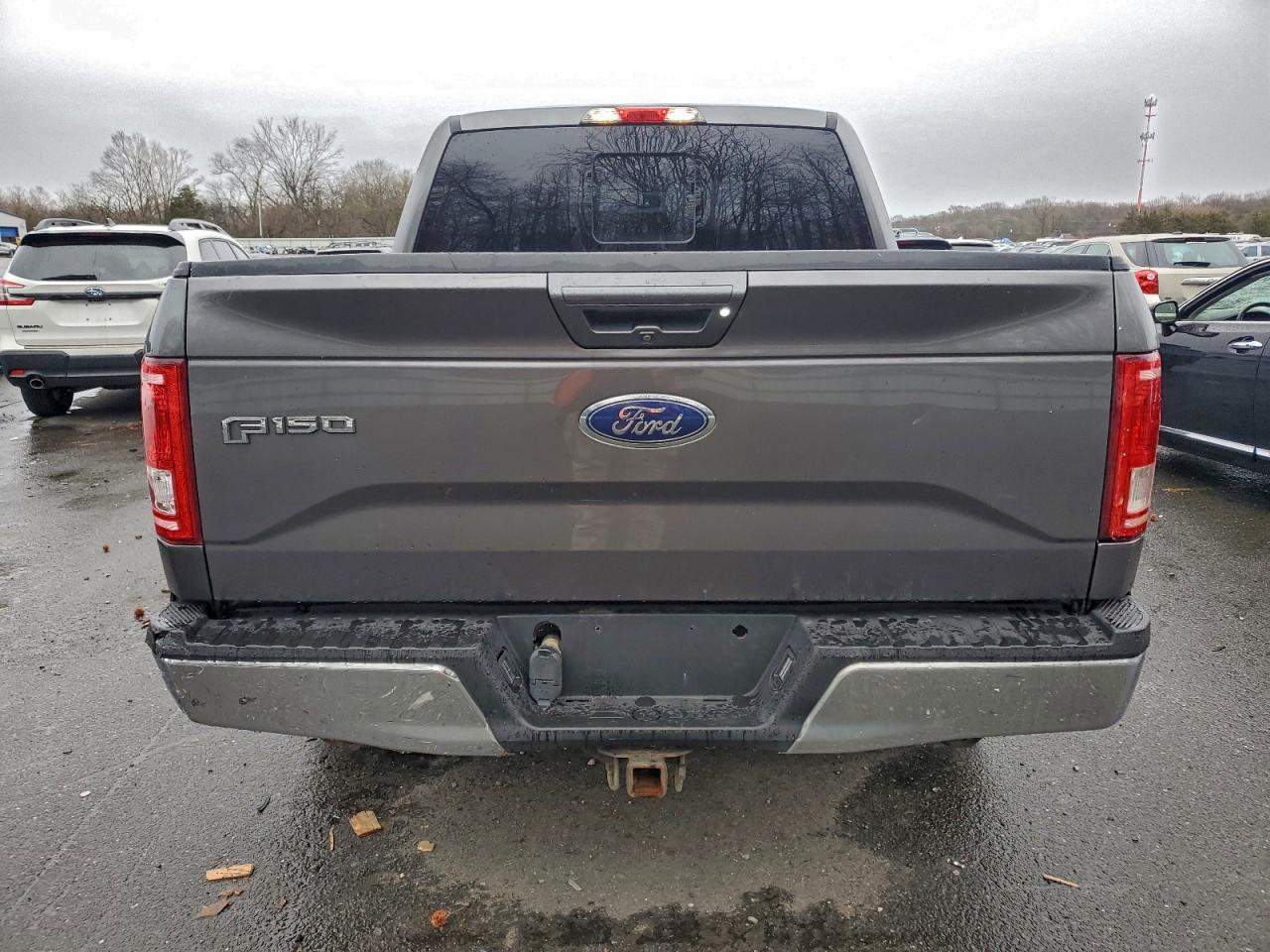 Ford F-150 Supercrew Image 3