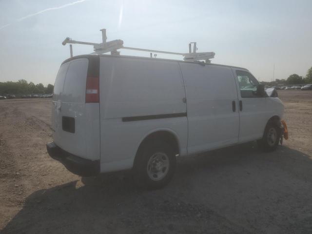 Chevrolet Express Image 4