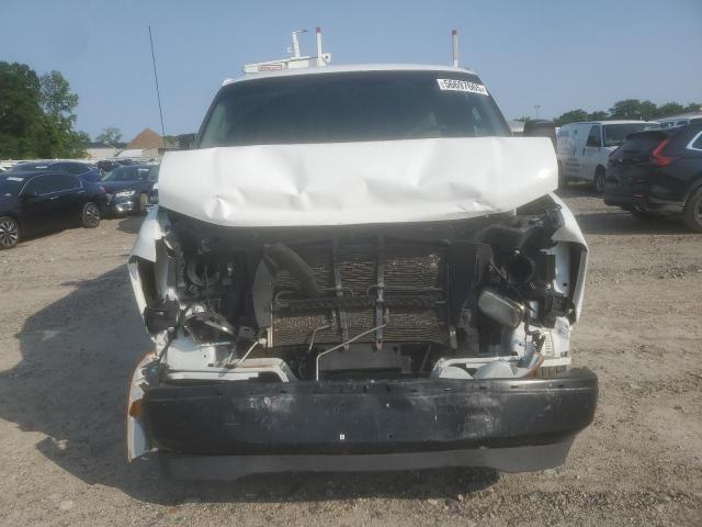 Chevrolet Express Image 10