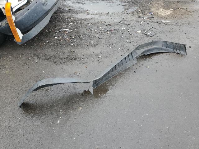 Chevrolet Express Image 9